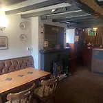 Hotel The Old Royal George Thrintoft